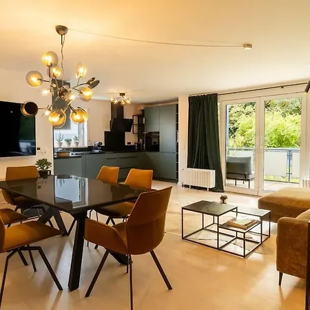 Grafschafft Angenehmes Wohnen - 2 Schlafzimmer I Tiefgarage I Balkon * Пирна