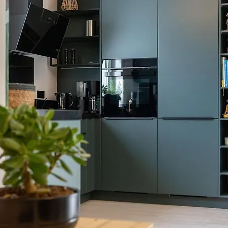 Grafschafft Angenehmes Wohnen - 2 Schlafzimmer I Tiefgarage I Balkon Пирна