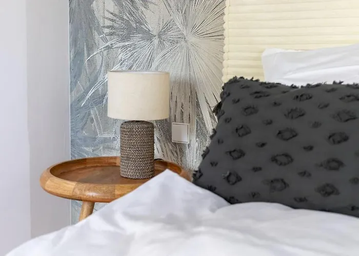 شقة Grafschafft Angenehmes Wohnen - 2 Schlafzimmer I Tiefgarage I Balkon بيرنا